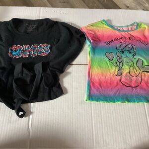 100-Lot of Two Girls Size 4 Short Sleeve Shirts Various Styles